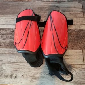 Shin protector Nike - XL